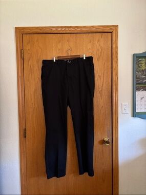 Roundtree & Yorke Black Men's Dress Pants - Straight Leg